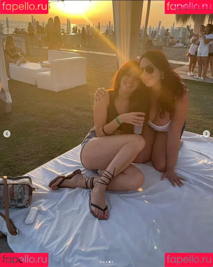 princygiuls / therealprincygiuls Onlyfans Photo Gallery 