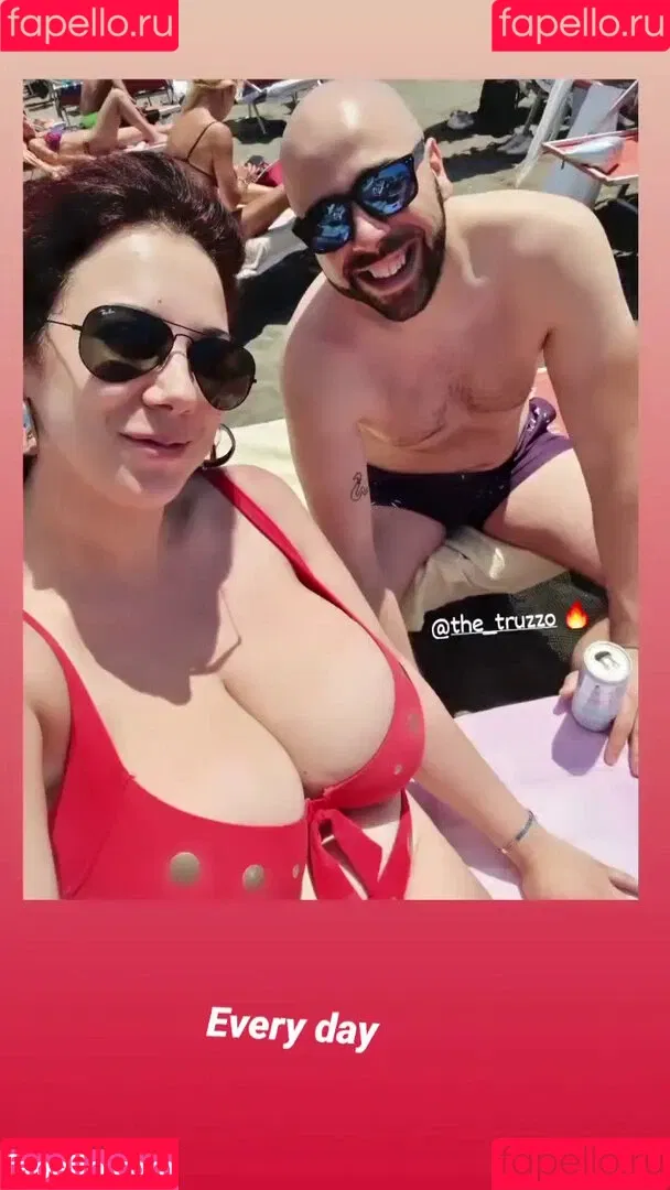 princygiuls / therealprincygiuls Onlyfans Photo Gallery 