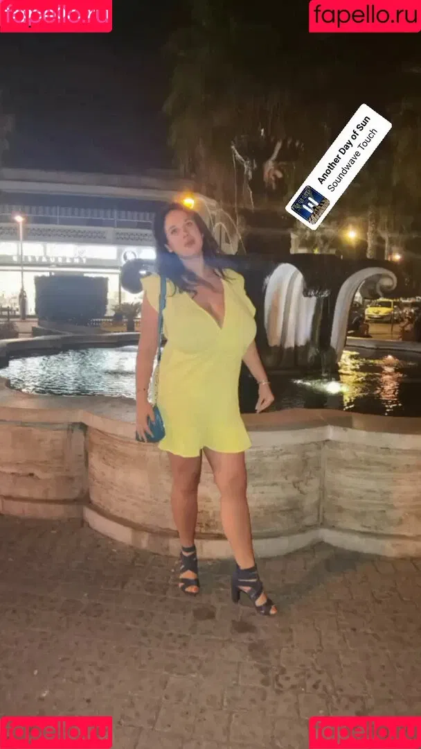 princygiuls / therealprincygiuls Onlyfans Photo Gallery 