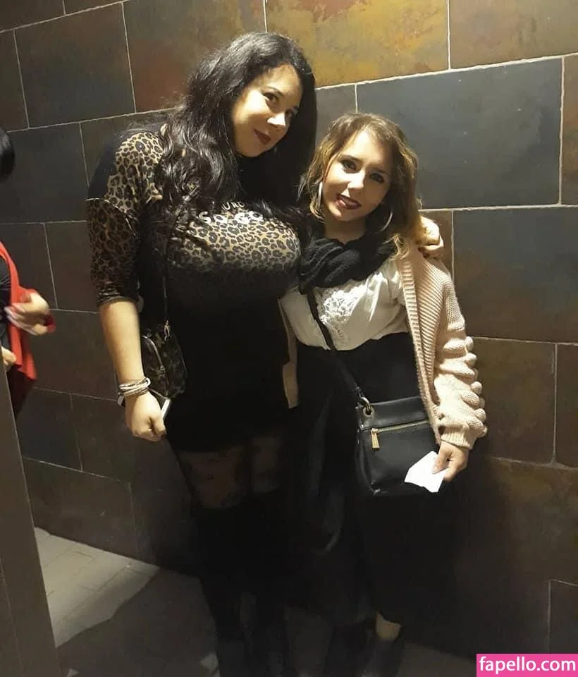 princygiuls / therealprincygiuls Onlyfans Photo Gallery 