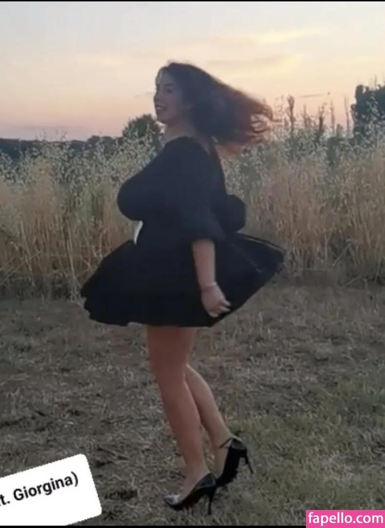 princygiuls / therealprincygiuls Onlyfans Photo Gallery 