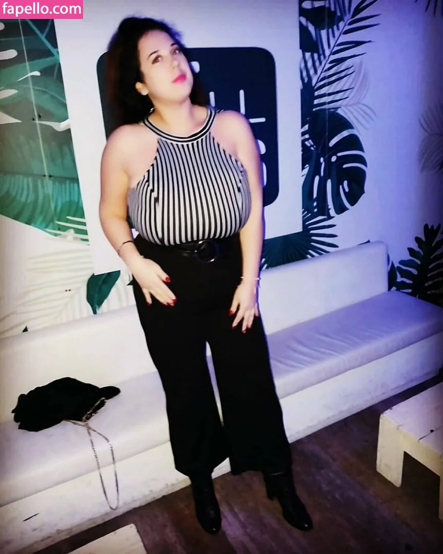 princygiuls / therealprincygiuls Onlyfans Photo Gallery 