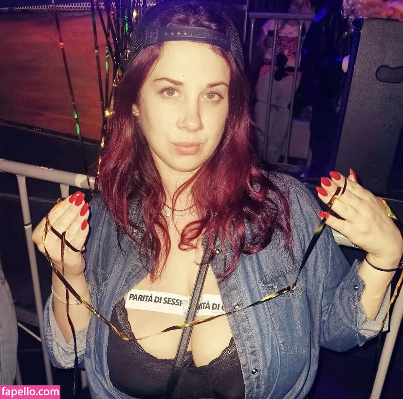 princygiuls / therealprincygiuls Onlyfans Photo Gallery 