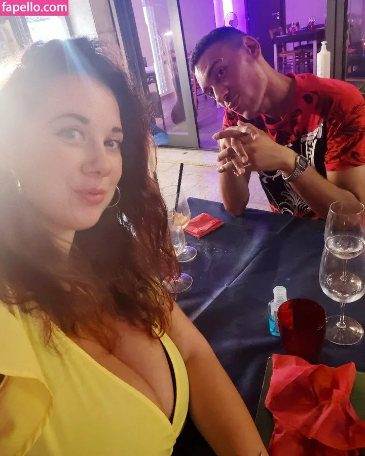 princygiuls / therealprincygiuls Onlyfans Photo Gallery 