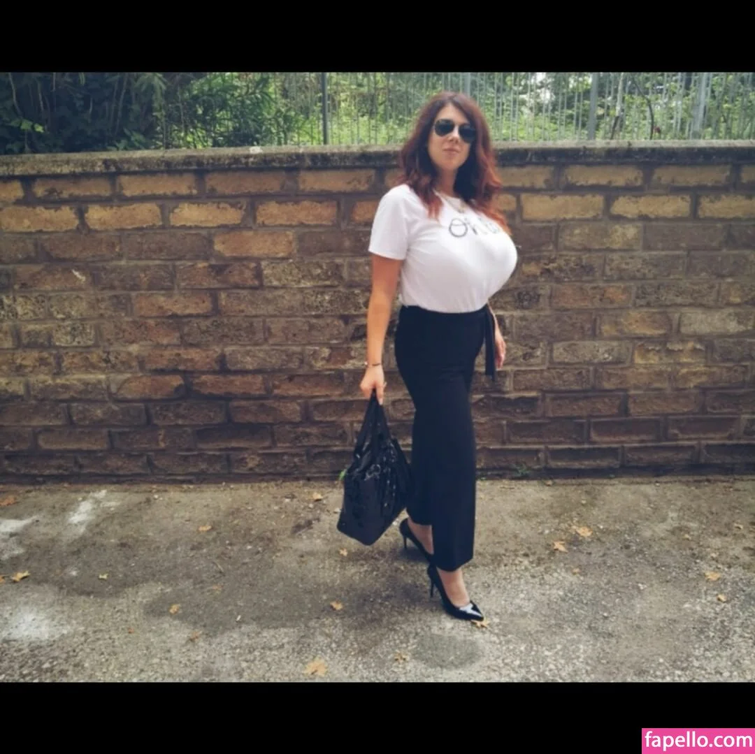 princygiuls / therealprincygiuls Onlyfans Photo Gallery 