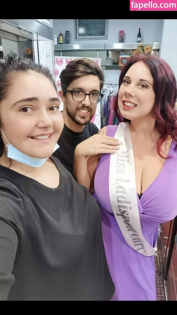 princygiuls / therealprincygiuls Onlyfans Photo Gallery 