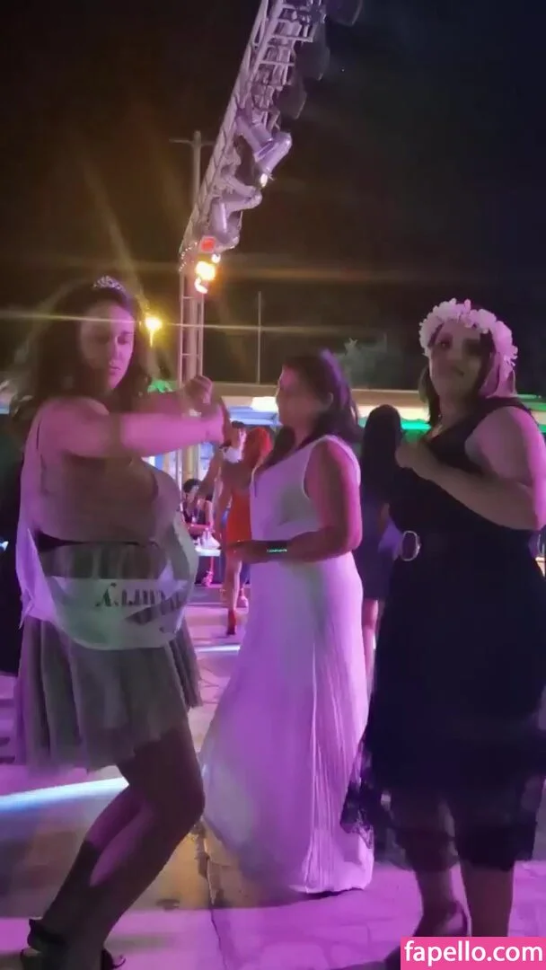 princygiuls / therealprincygiuls Onlyfans Photo Gallery 