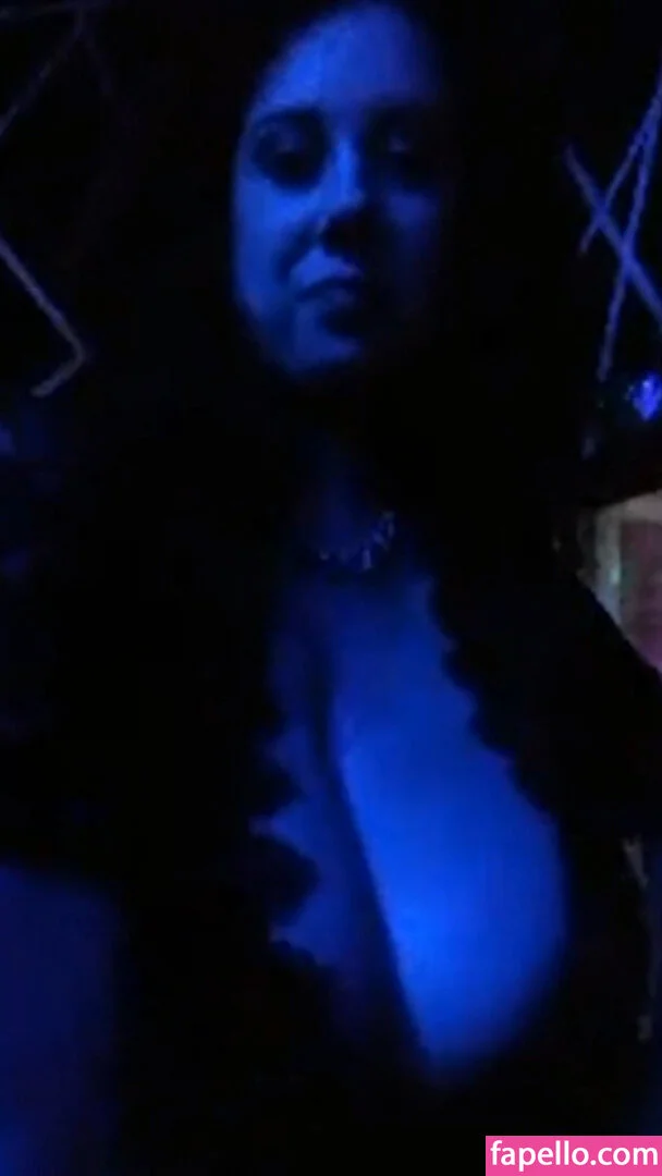 princygiuls / therealprincygiuls Onlyfans Photo Gallery 