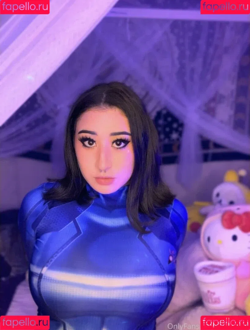 Oppai.Serai / Raecrush / bxbycrush Onlyfans Photo Gallery 