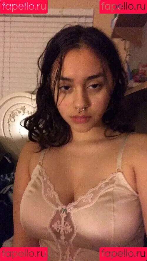 chainsaw_brat / crosseyedivy / crosseyedv / zion_theegg Onlyfans Photo Gallery 