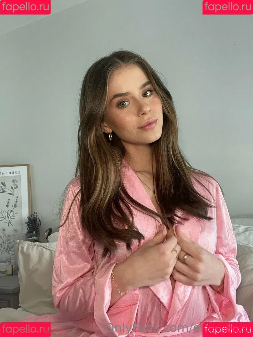 emmm20 / emmm20_ Onlyfans Photo Gallery 