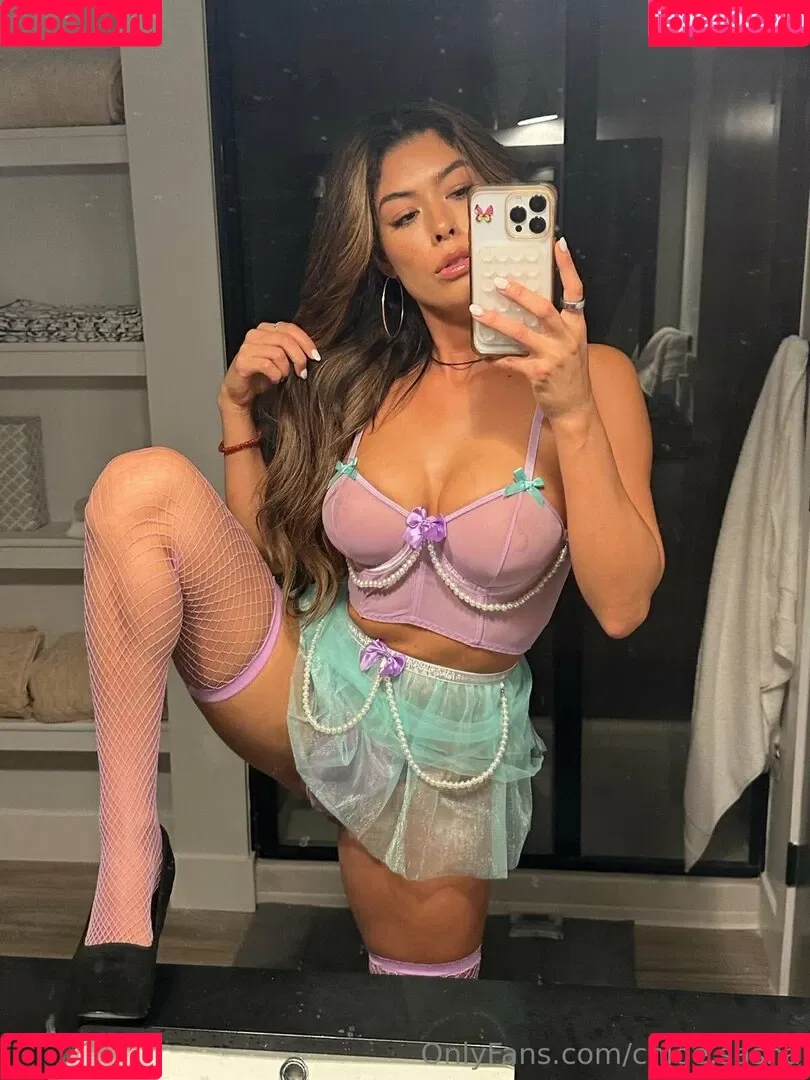 Chloe Sasha / chloe.sasha / chloesasha21 Onlyfans Photo Gallery 