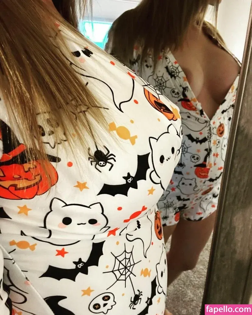 Fyr Wyf / fyrwyflyf / hawtfyrwyf / https: Onlyfans Photo Gallery 