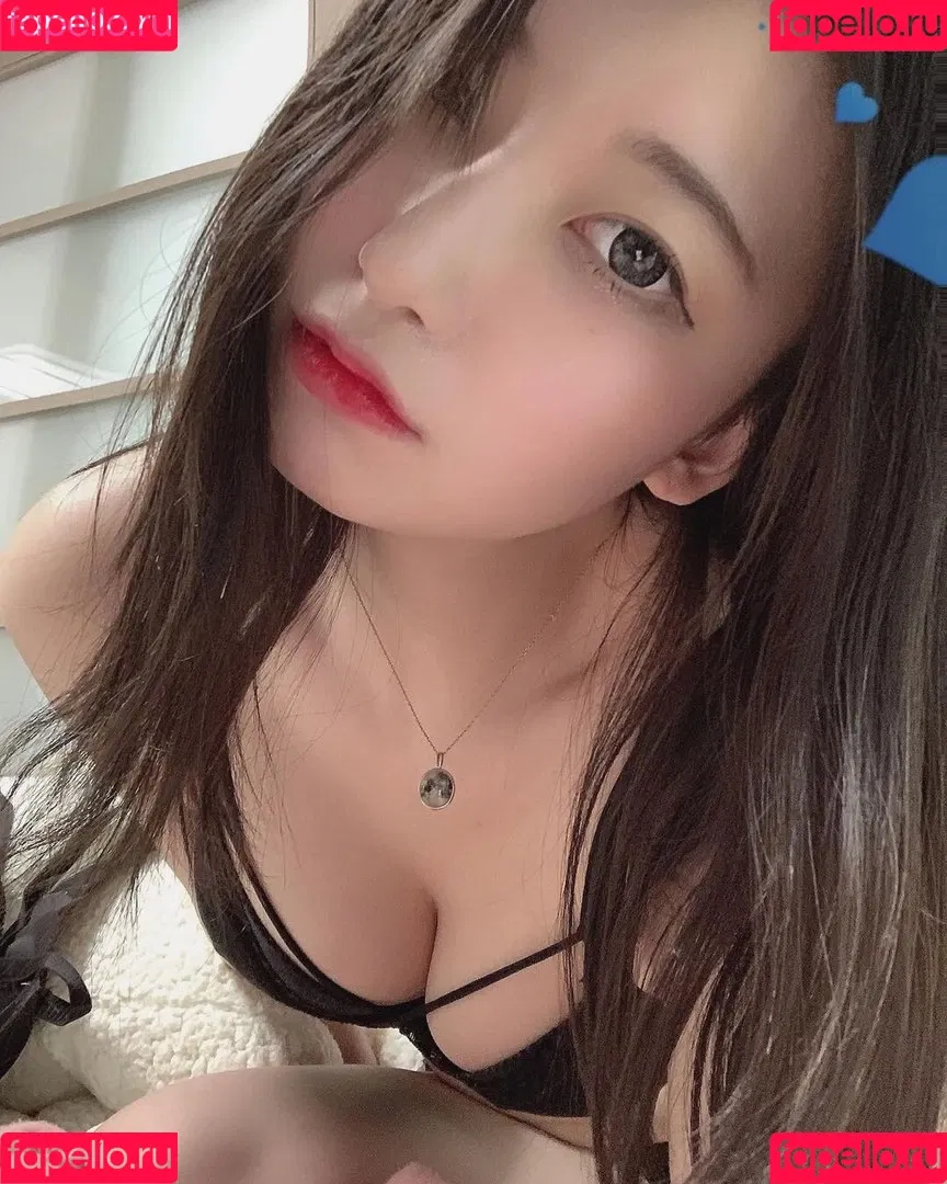 _angna98 / annasgs / azuan2001 Onlyfans Photo Gallery 