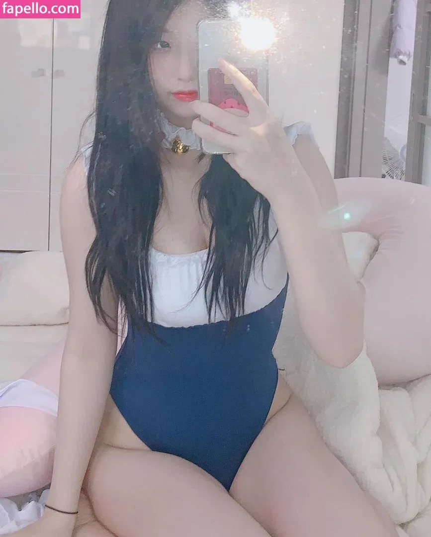 _angna98 / annasgs / azuan2001 Onlyfans Photo Gallery 