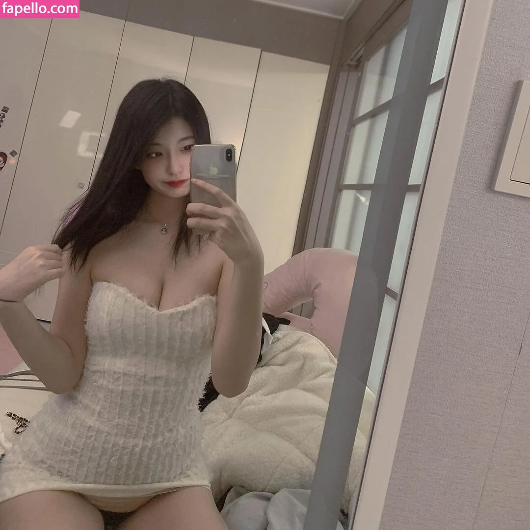 _angna98 / annasgs / azuan2001 Onlyfans Photo Gallery 