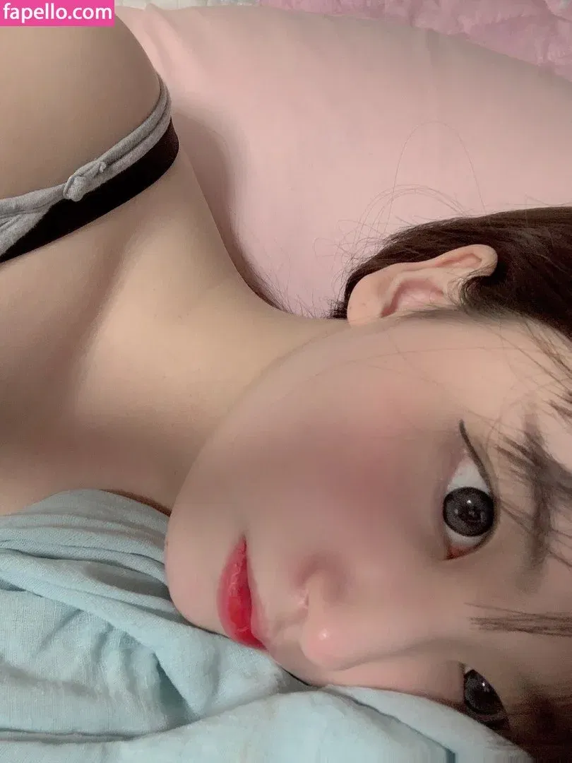 _angna98 / annasgs / azuan2001 Onlyfans Photo Gallery 