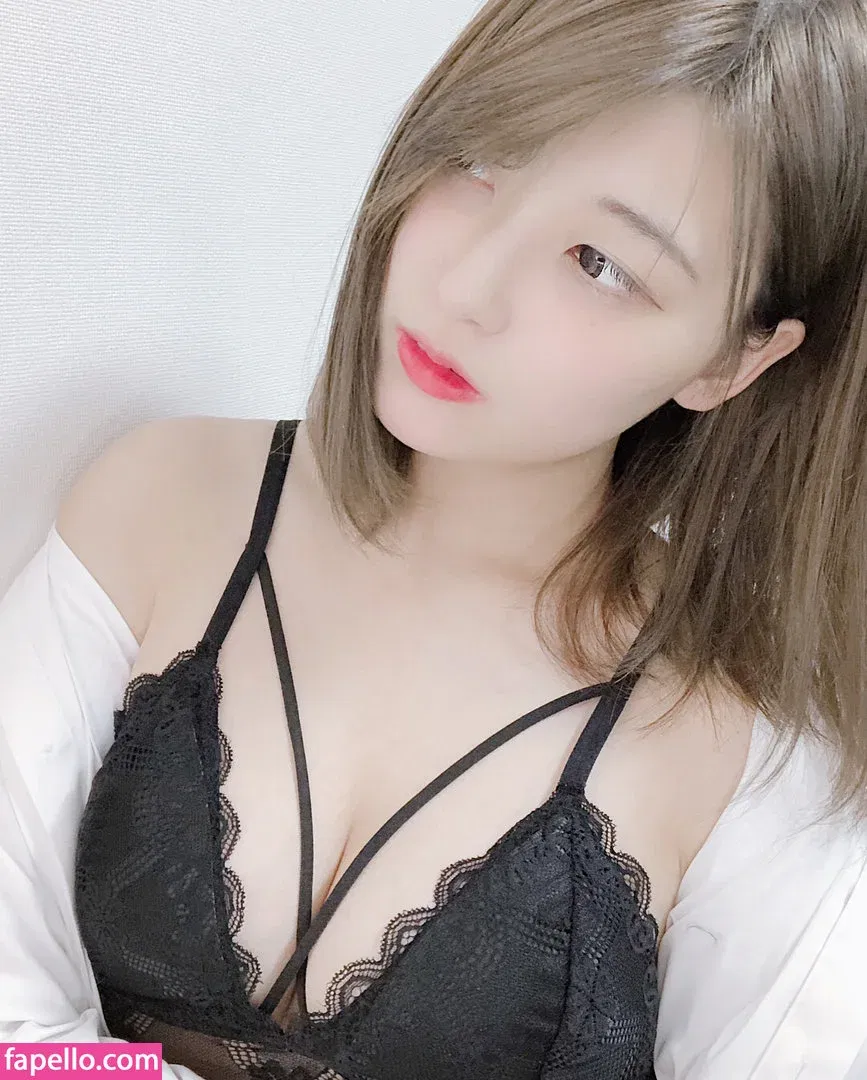 _angna98 / annasgs / azuan2001 Onlyfans Photo Gallery 