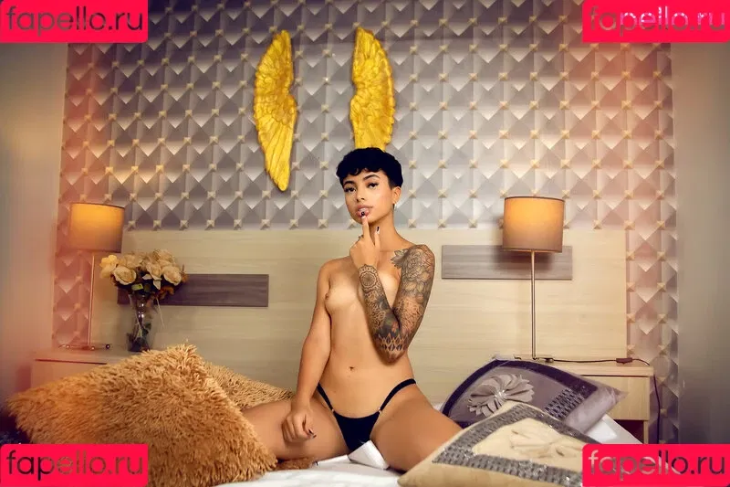 Hispanic / Latina Women / dianaMriveraa / dianamrivera_ / dianariveraa Onlyfans Photo Gallery 