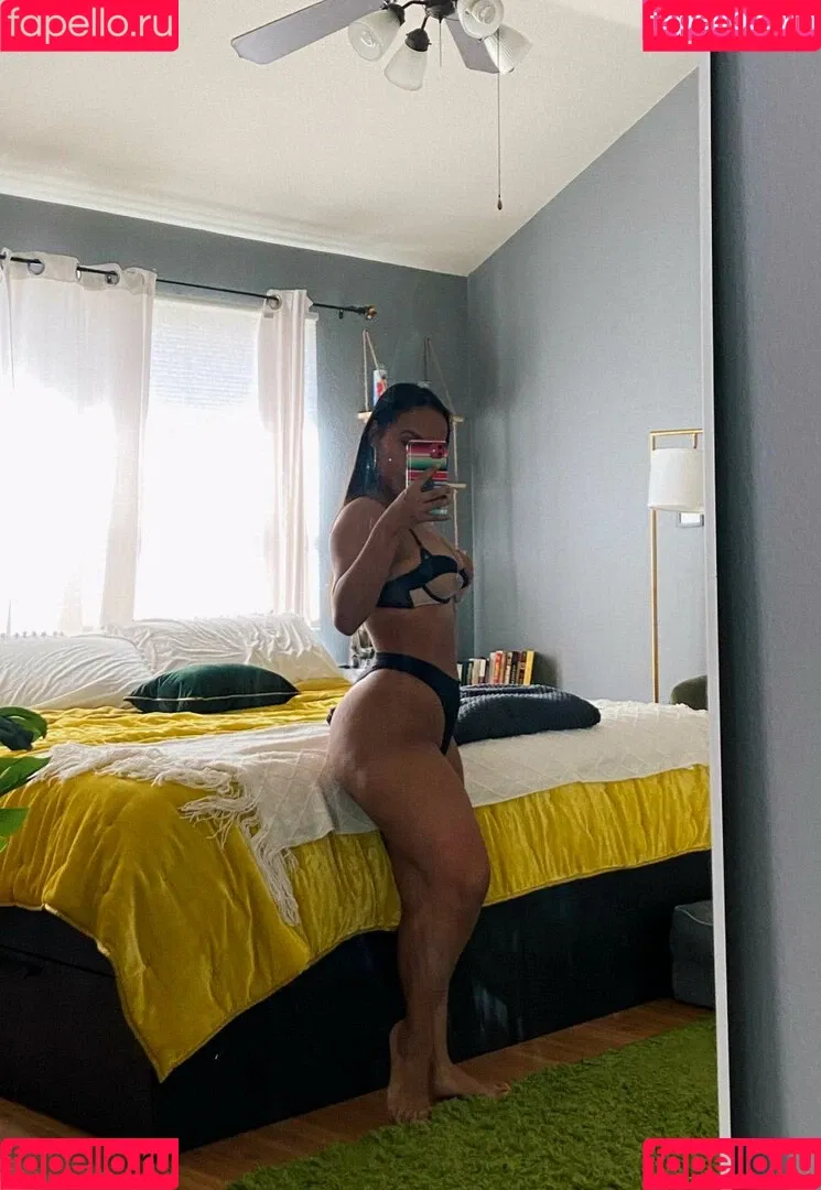 Hispanic / Latina Women / dianaMriveraa / dianamrivera_ / dianariveraa Onlyfans Photo Gallery 