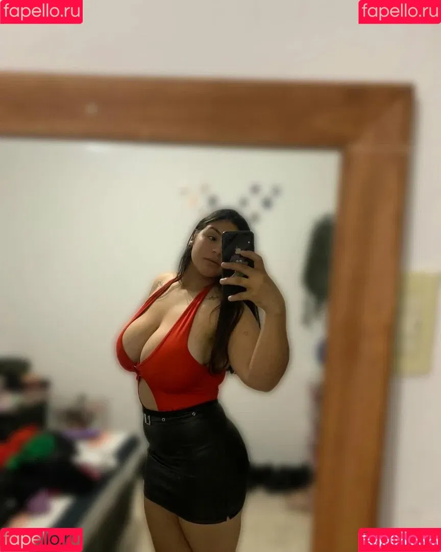 Hispanic / Latina Women / dianaMriveraa / dianamrivera_ / dianariveraa Onlyfans Photo Gallery 