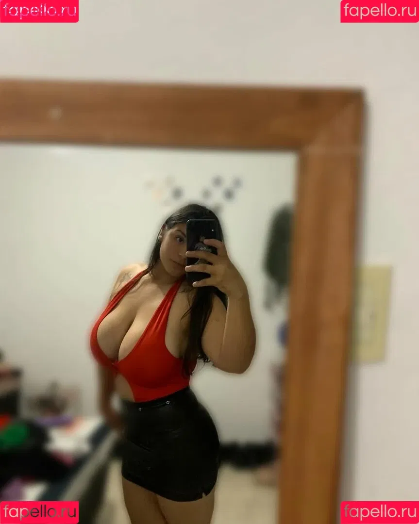 Hispanic / Latina Women / dianaMriveraa / dianamrivera_ / dianariveraa Onlyfans Photo Gallery 