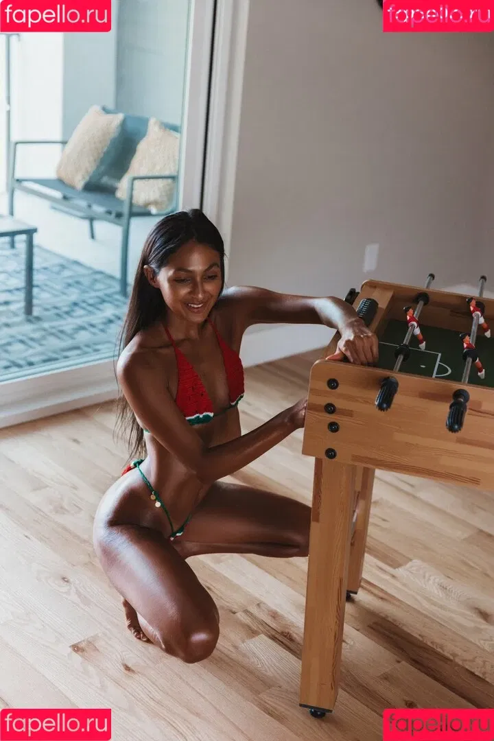 Hispanic / Latina Women / dianaMriveraa / dianamrivera_ / dianariveraa Onlyfans Photo Gallery 