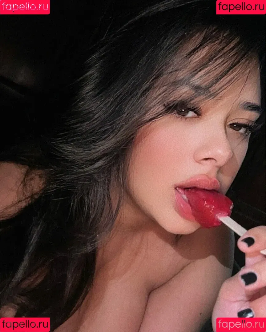 Hispanic / Latina Women / dianaMriveraa / dianamrivera_ / dianariveraa Onlyfans Photo Gallery 