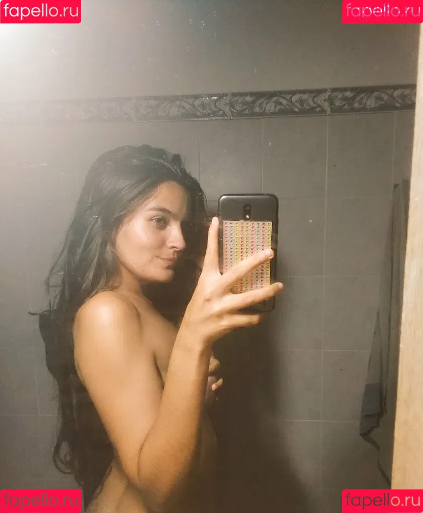 Hispanic / Latina Women / dianaMriveraa / dianamrivera_ / dianariveraa Onlyfans Photo Gallery 