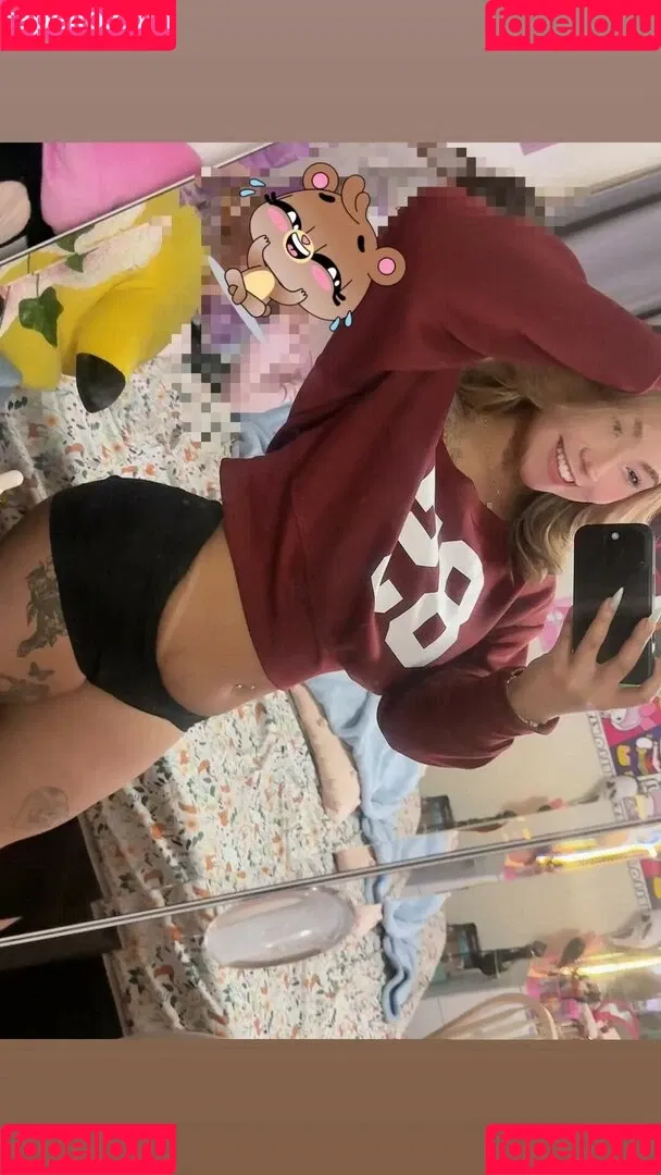 Hispanic / Latina Women / dianaMriveraa / dianamrivera_ / dianariveraa Onlyfans Photo Gallery 