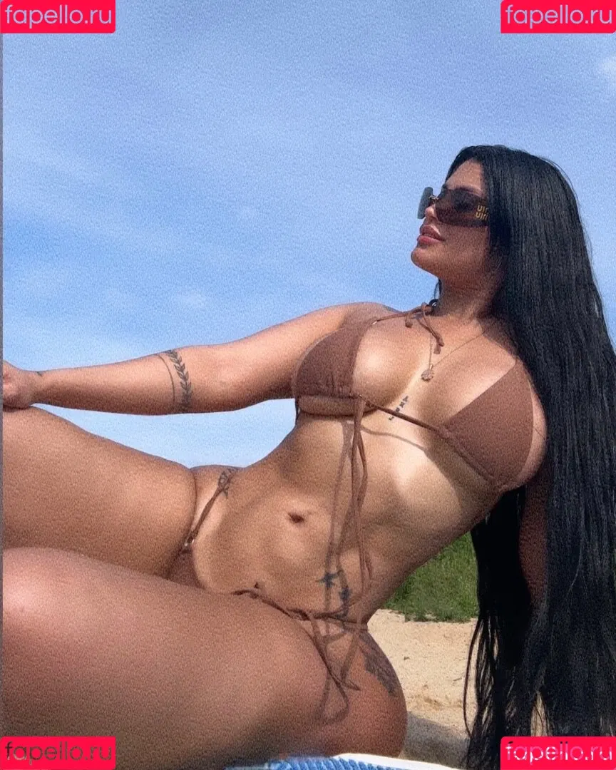 Hispanic / Latina Women / dianaMriveraa / dianamrivera_ / dianariveraa Onlyfans Photo Gallery 