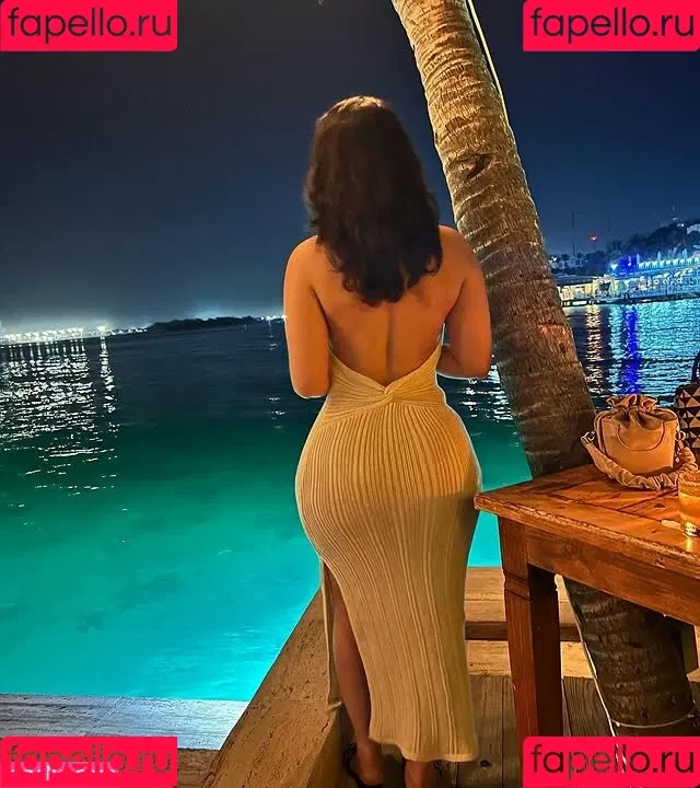 Hispanic / Latina Women / dianaMriveraa / dianamrivera_ / dianariveraa Onlyfans Photo Gallery 