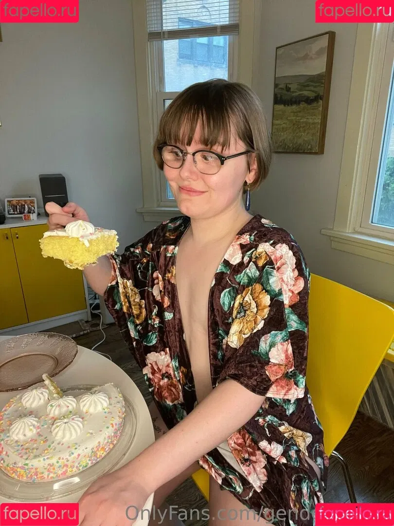 gendersmash / genderthrash Onlyfans Photo Gallery 