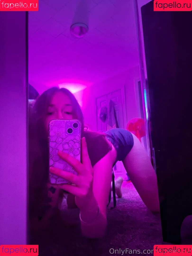 _imyour_joy / joyodixie Onlyfans Photo Gallery 