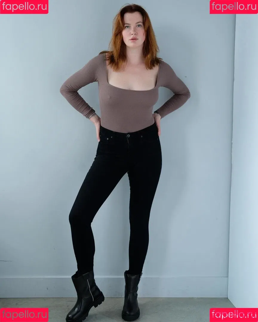 Ireland Baldwin / chloebaldwin... / irelandbasingerbaldwin Onlyfans Photo Gallery 