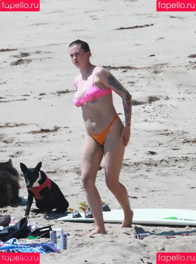 Ireland Baldwin / chloebaldwin... / irelandbasingerbaldwin Onlyfans Photo Gallery 