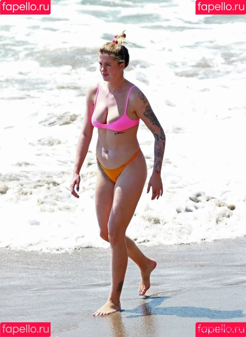 Ireland Baldwin / chloebaldwin... / irelandbasingerbaldwin Onlyfans Photo Gallery 