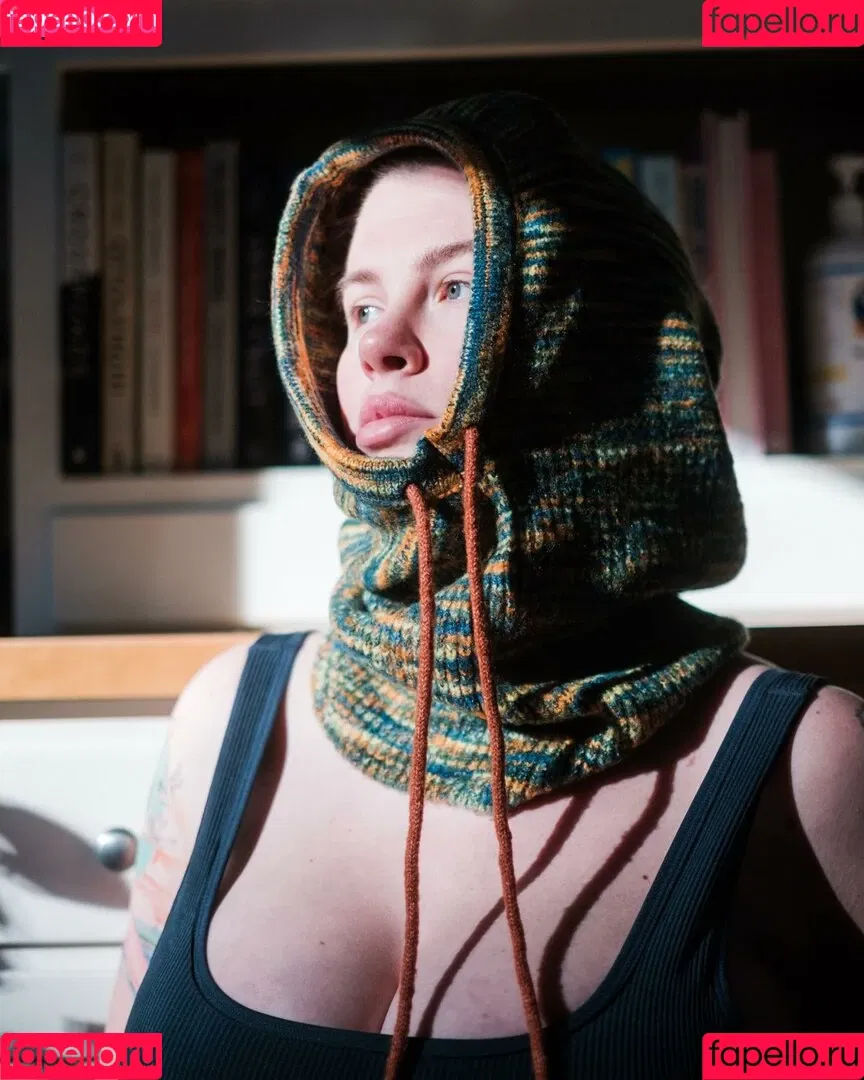 Ireland Baldwin / chloebaldwin... / irelandbasingerbaldwin Onlyfans Photo Gallery 