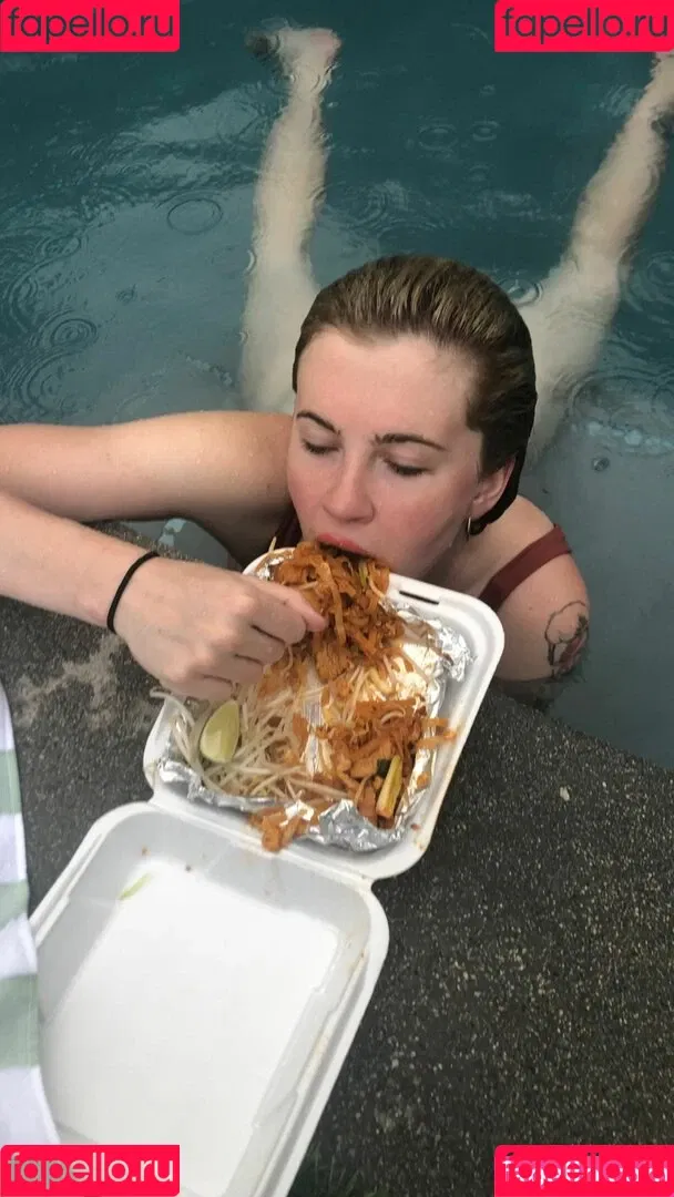 Ireland Baldwin / chloebaldwin... / irelandbasingerbaldwin Onlyfans Photo Gallery 