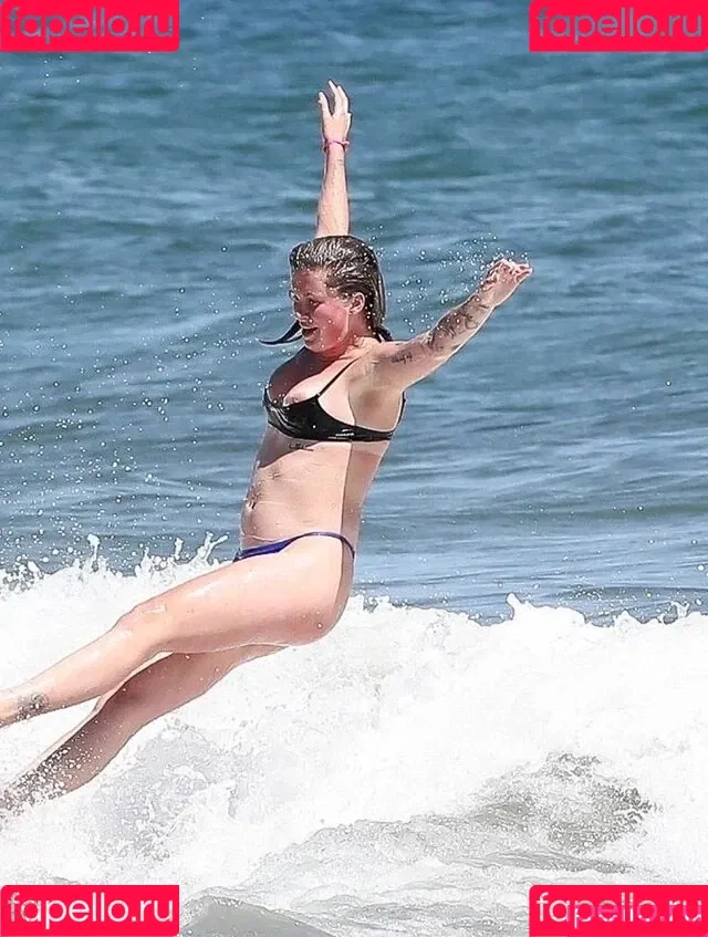 Ireland Baldwin / chloebaldwin... / irelandbasingerbaldwin Onlyfans Photo Gallery 