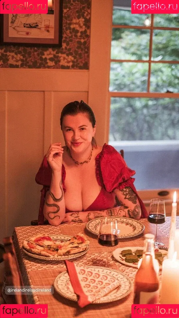 Ireland Baldwin / chloebaldwin... / irelandbasingerbaldwin Onlyfans Photo Gallery 