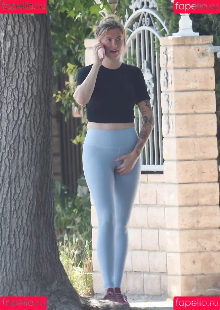 Ireland Baldwin / chloebaldwin... / irelandbasingerbaldwin Onlyfans Photo Gallery 