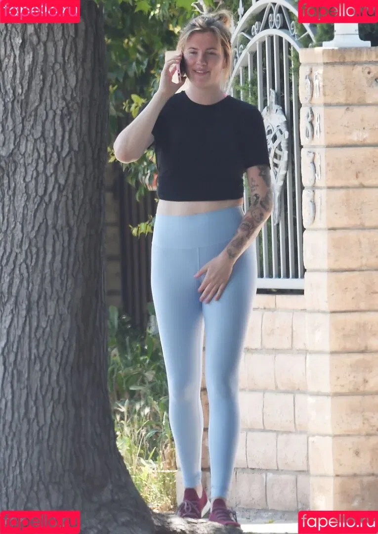 Ireland Baldwin / chloebaldwin... / irelandbasingerbaldwin Onlyfans Photo Gallery 