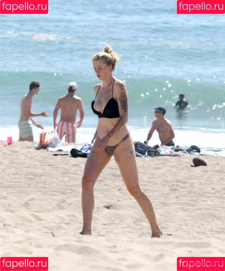 Ireland Baldwin / chloebaldwin... / irelandbasingerbaldwin Onlyfans Photo Gallery 