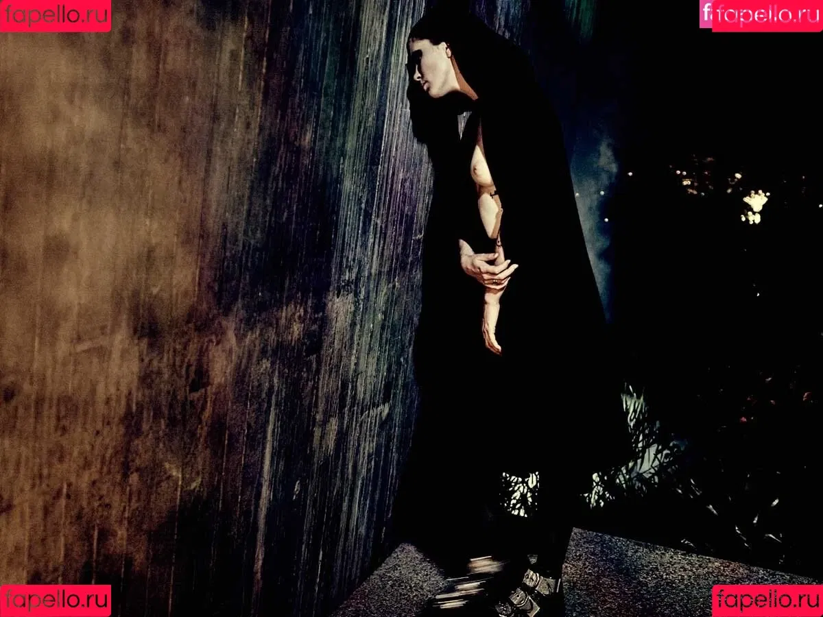 Ireland Baldwin / chloebaldwin... / irelandbasingerbaldwin Onlyfans Photo Gallery 