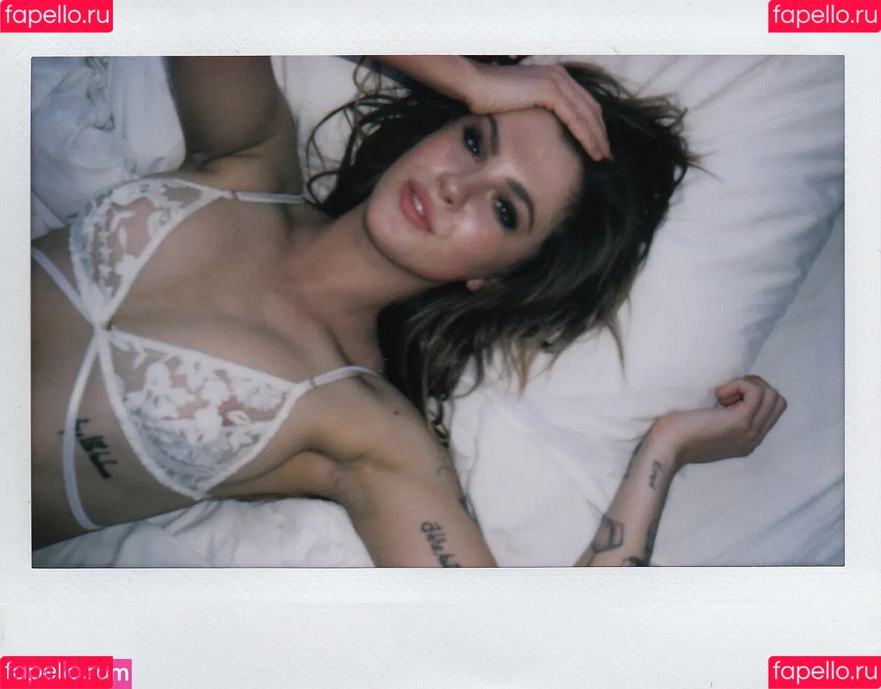 Ireland Baldwin / chloebaldwin... / irelandbasingerbaldwin Onlyfans Photo Gallery 