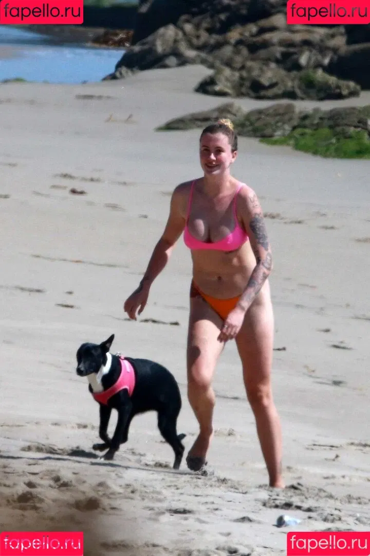 Ireland Baldwin / chloebaldwin... / irelandbasingerbaldwin Onlyfans Photo Gallery 