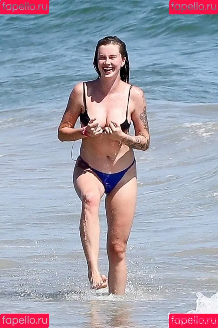 Ireland Baldwin / chloebaldwin... / irelandbasingerbaldwin Onlyfans Photo Gallery 