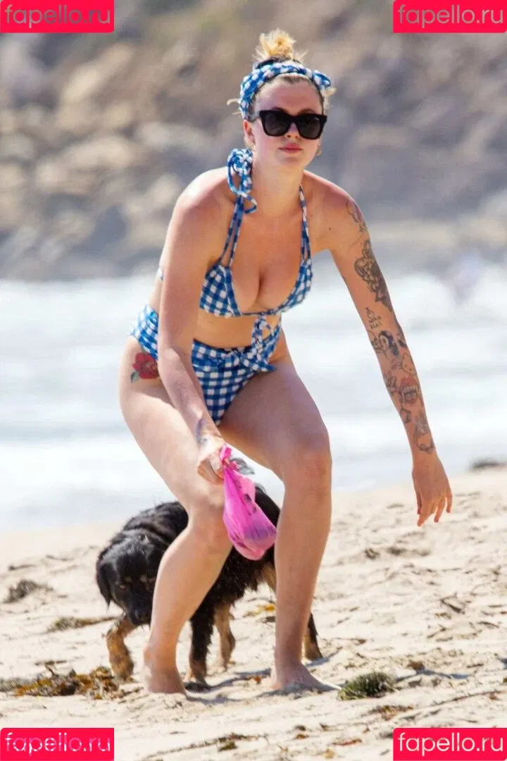 Ireland Baldwin / chloebaldwin... / irelandbasingerbaldwin Onlyfans Photo Gallery 