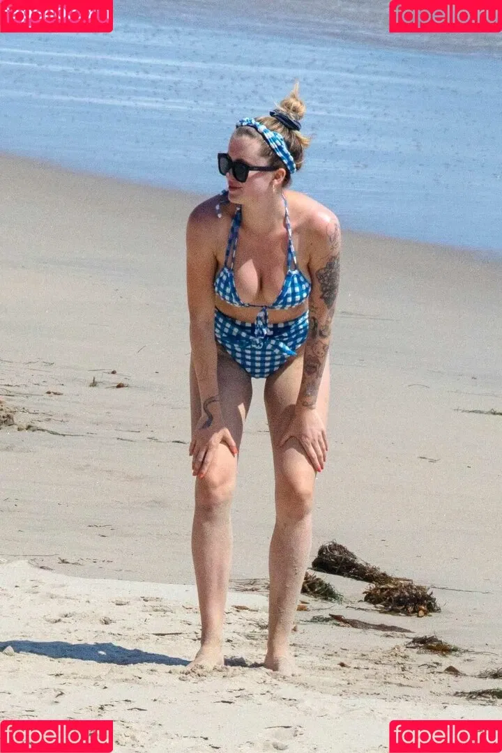 Ireland Baldwin / chloebaldwin... / irelandbasingerbaldwin Onlyfans Photo Gallery 